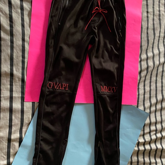 GVAPI track pants - Picture 8 of 11
